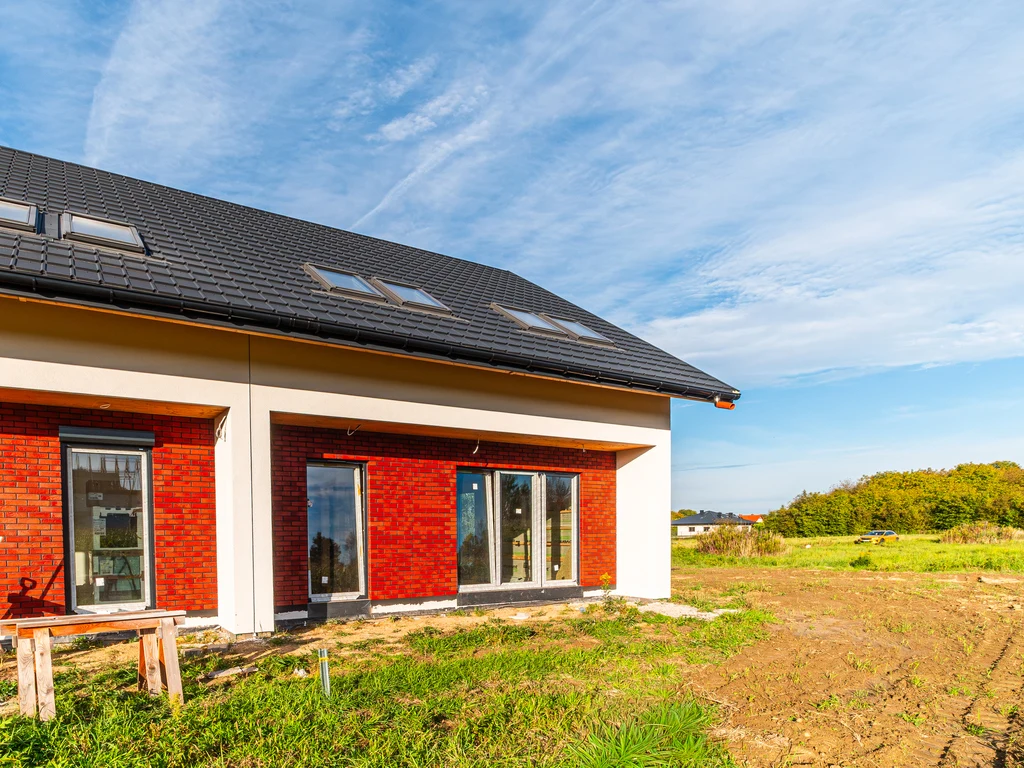Nowoczesny dom w zabudowie bliźniaczej | 96,84 m² - 4