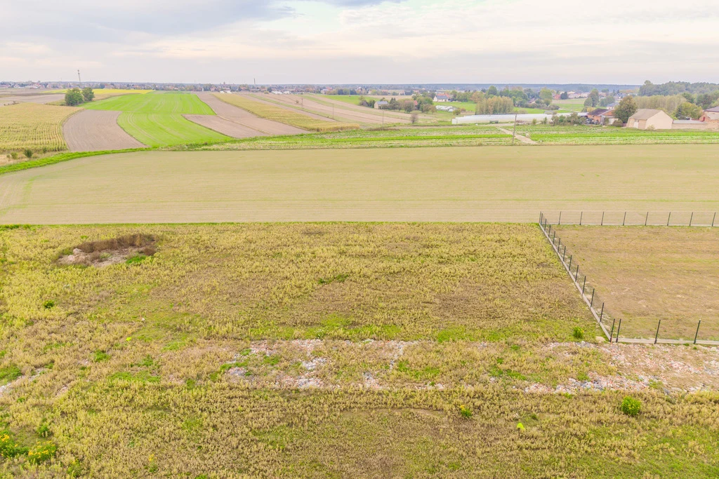 Szybki dojazd do centrum Piotrkowa | 6 działek z WZ | Zalesice - 4
