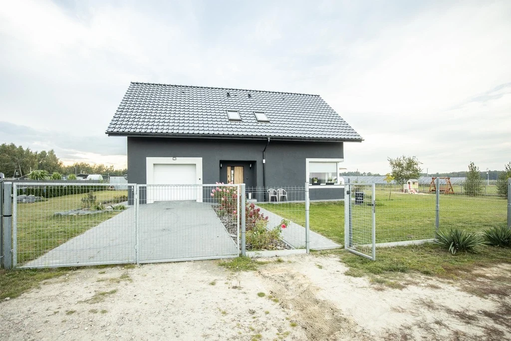 Nowoczesny dom 156 m² z pompą ciepła na działce 2001 m² – Wrzeszczewic - 2